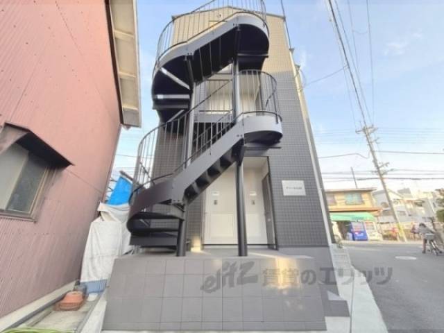 デパール石田外観写真2