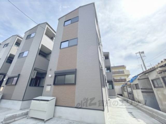 スカイイオリ外観写真1