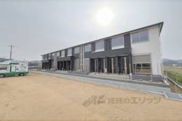 Ｓｅｒｅｎａｔａ　Ｓａｓａｙａｍａ外観写真