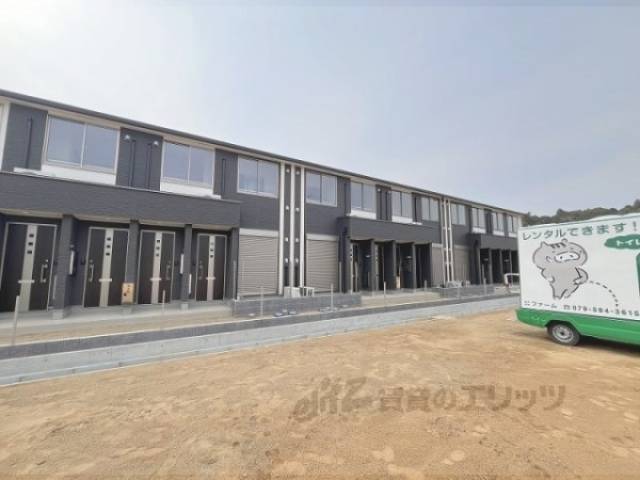 Ｓｅｒｅｎａｔａ　Ｓａｓａｙａｍａ外観写真2