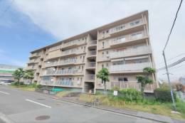 フラワリータウン生駒D棟外観写真