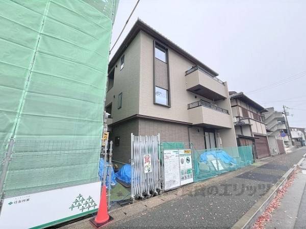 181043の外観写真