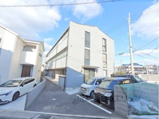 南花屋敷エイティーンハウス外観写真2