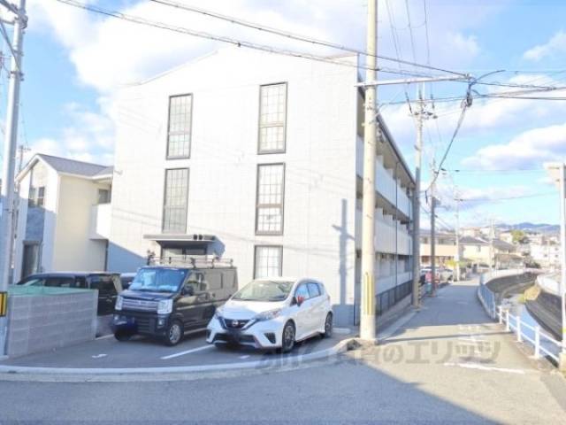 南花屋敷エイティーンハウス外観写真3