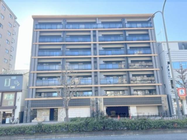 プレミスト京都二条城北外観写真1