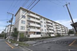 伊丹鴻池第4団地6号棟外観写真