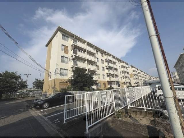 伊丹鴻池第2団地1号棟外観写真2