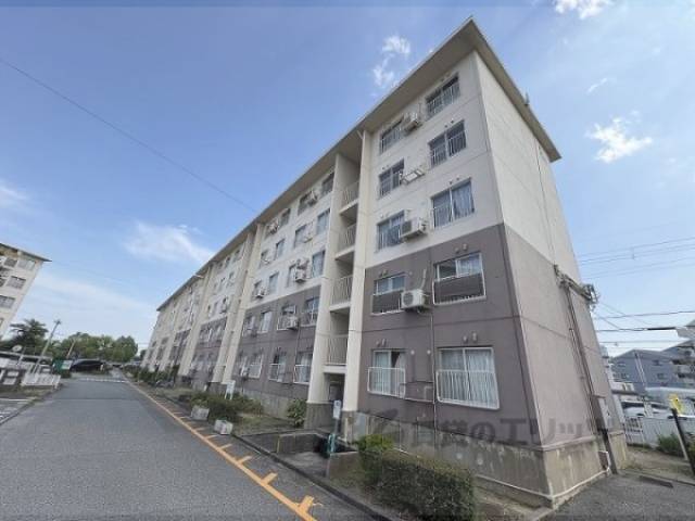 伊丹鴻池第6団地8号棟外観写真3
