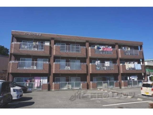 インペリアル中田外観写真1