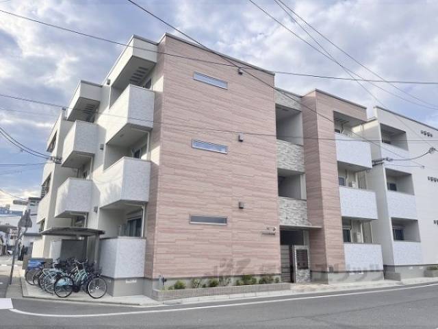 フジパレス大物公園２番館外観写真1