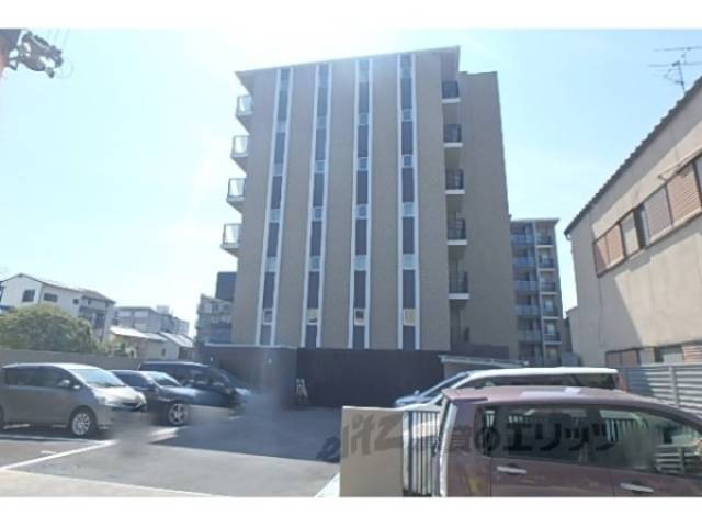 プレサンスロジェ太秦天神川外観写真3