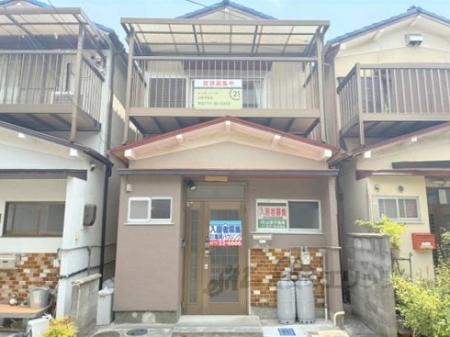 貸家外観写真1