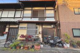 小山上初音町54-4（2階）外観写真