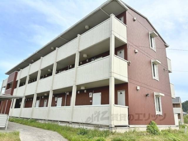 ロイジェントパークス京丹後A棟外観写真3