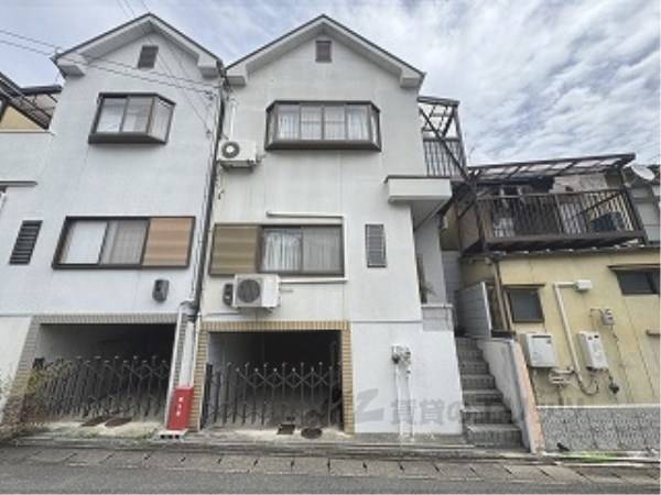 182087の外観写真