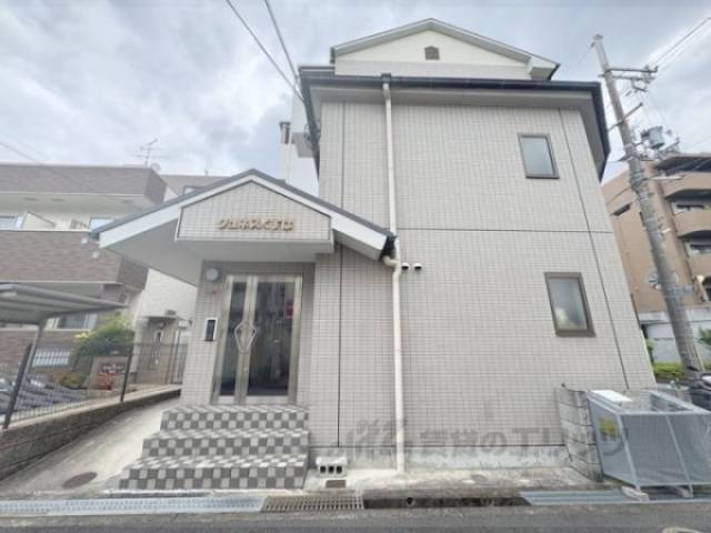 ジュネスくずは外観写真1