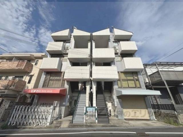 ツイン東生駒１号館外観写真2