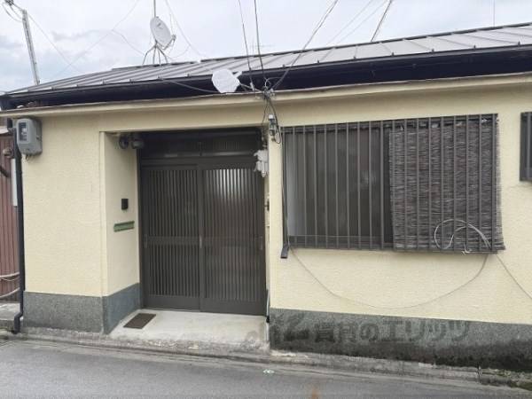 182221の外観写真