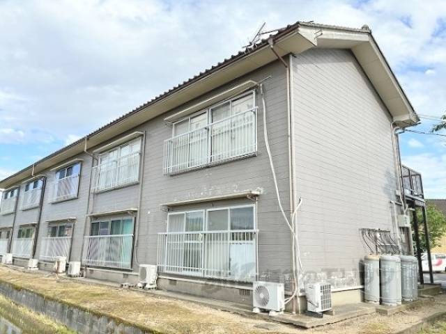コーチハイム外観写真2
