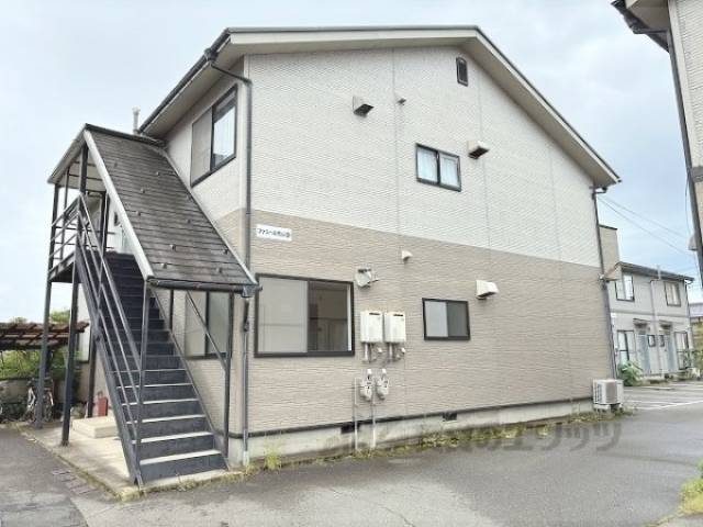 ファミール荒山Ｄ外観写真1