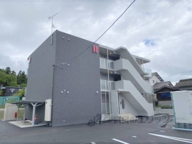 フリーガーデン外観写真3
