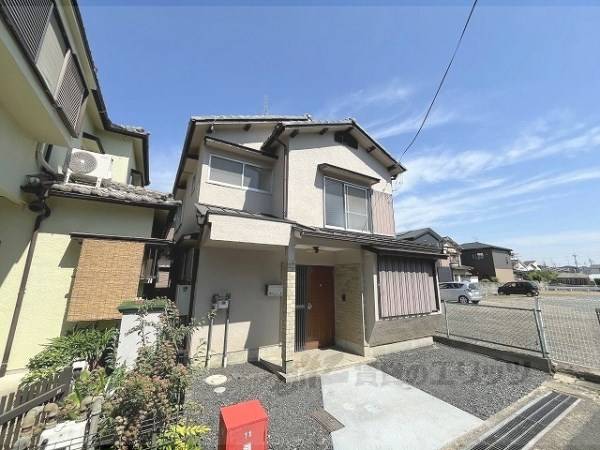 182780の外観写真
