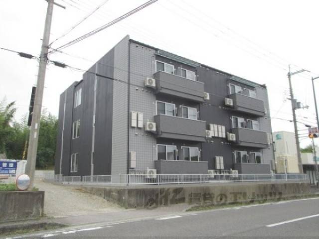 メゾンドメグ湖南外観写真3