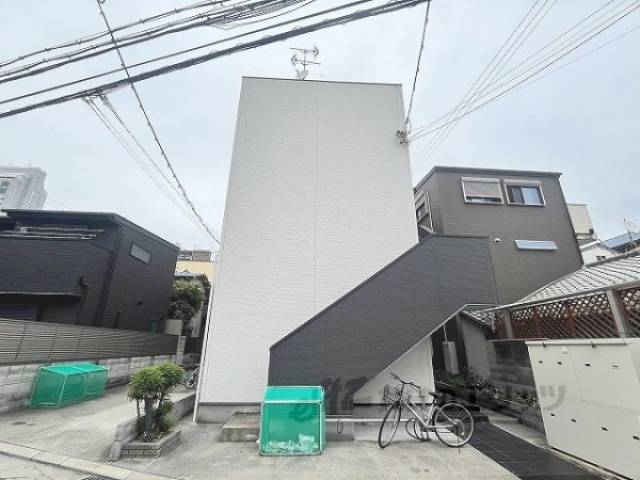クラスティーネヴィラ尼崎外観写真3