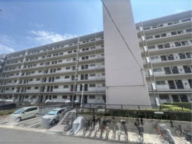枚方ハイツ７号棟外観写真1