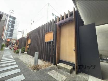 奈良白鳳旅館１階店舗外観写真2