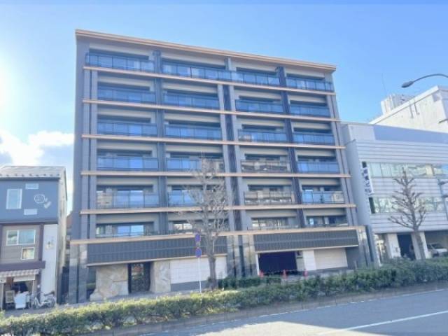 プレミスト京都二条城北外観写真1
