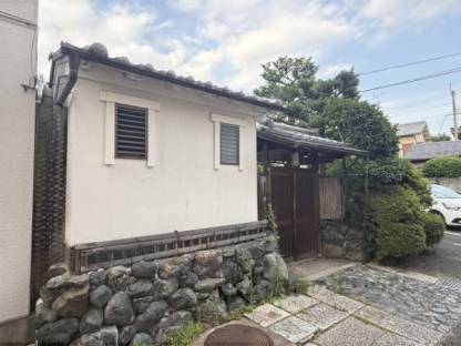 百万遍市中の山居　商いの町家外観写真1