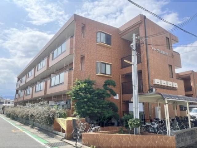 フリーダム武庫の里１外観写真1