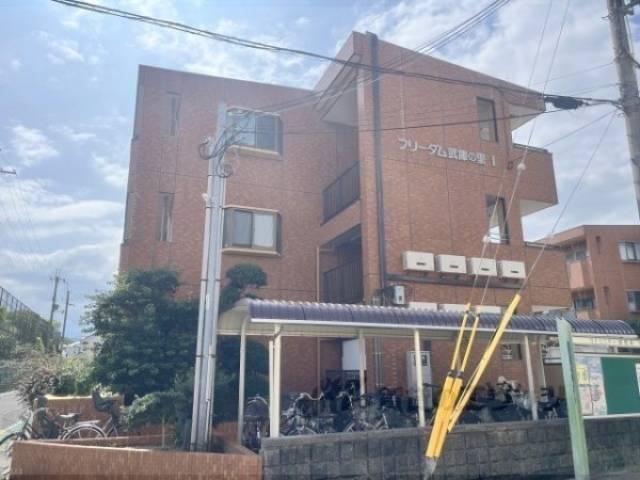 フリーダム武庫の里１外観写真3