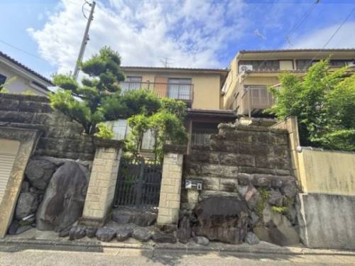 出町柳駅よりバス4分 徒歩6分 築45年 2階建の賃貸物件