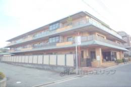 鴨川グランドコーポ外観写真