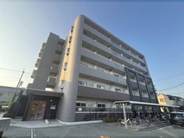 エクセラン外観写真1