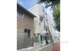 北大路新町事務所（サトウメガネ２階）外観写真