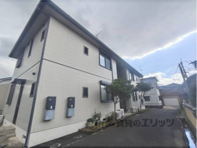 ファミーユ下山外観写真1