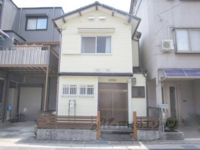 貸家外観写真1