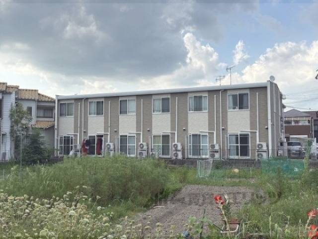 レオパレスブリリアントレーヴ外観写真2