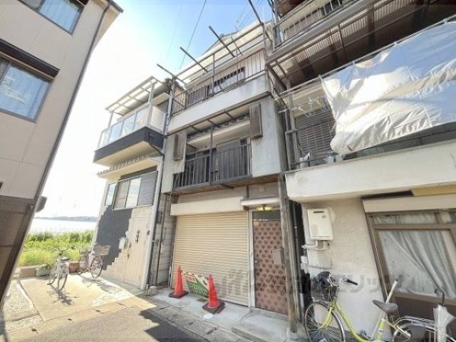 貸家外観写真1