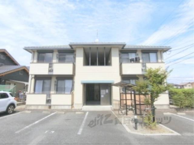 ヴィレッジVIVI外観写真2