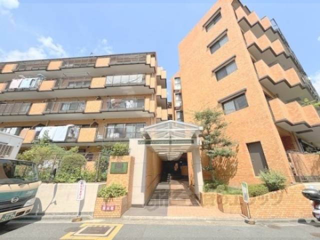 ライオンズマンション学園前外観写真1
