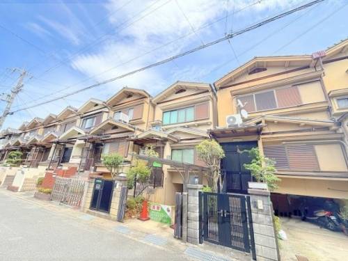 洛西口駅より徒歩5分 築40年7ヶ月 2階建の賃貸物件