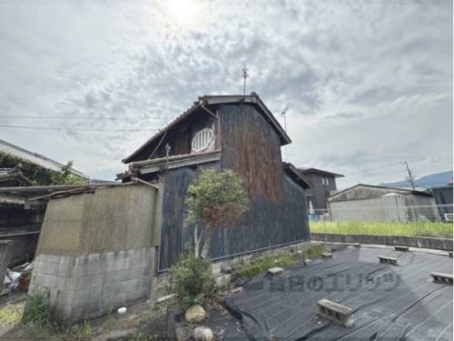 五条駅より徒歩11分 築55年8ヶ月 2階建の賃貸物件