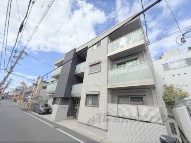 シャーメゾン美登外観写真2