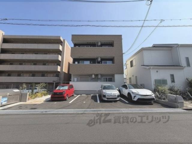 フジパレス宝塚小林３番館外観写真1