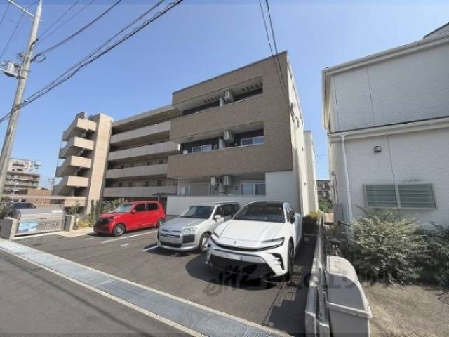 フジパレス宝塚小林３番館外観写真2