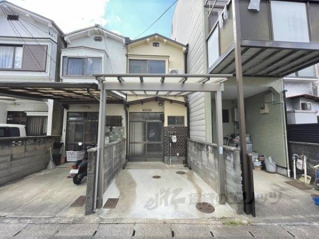 貸家外観写真1
